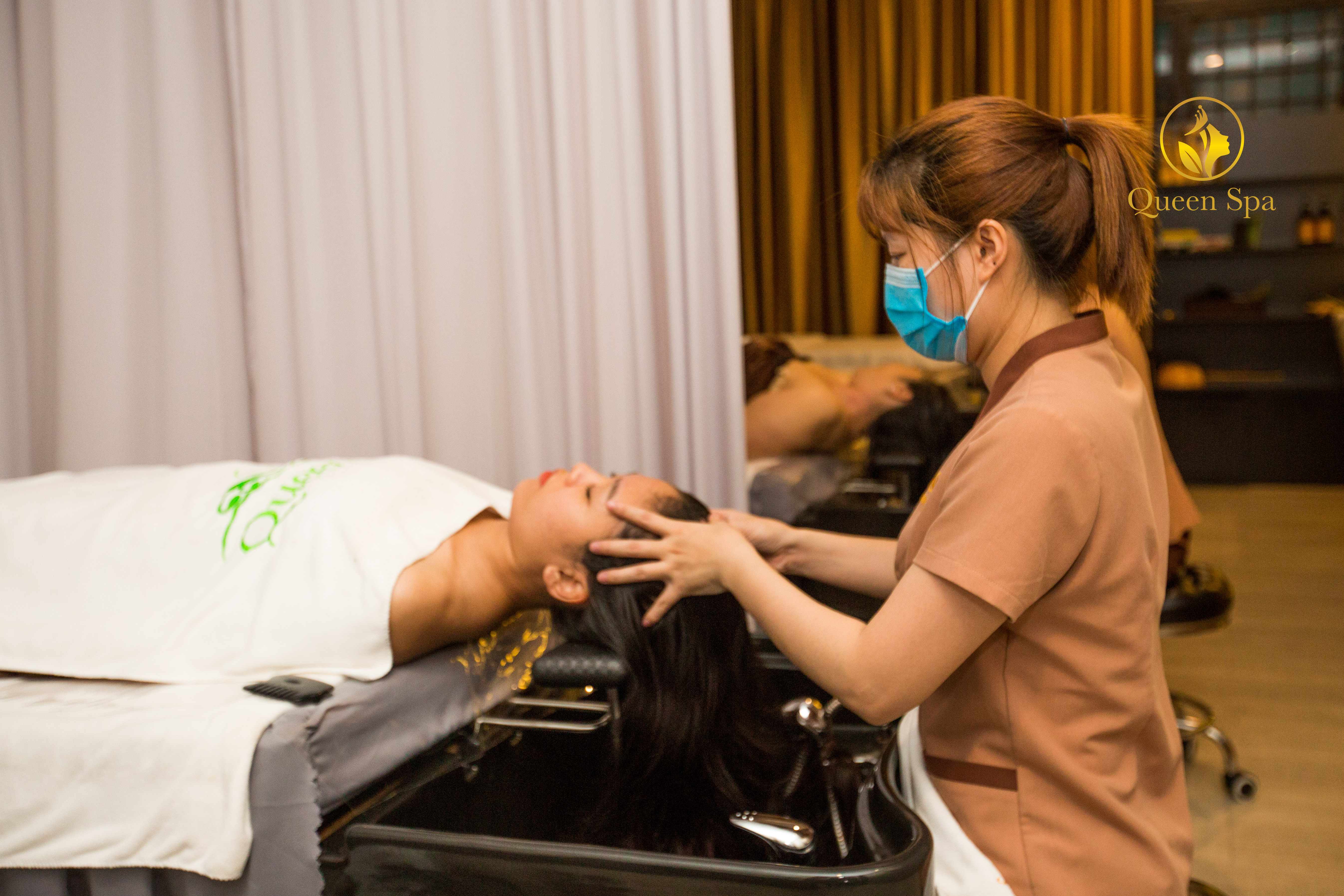 QUEEN SPA
