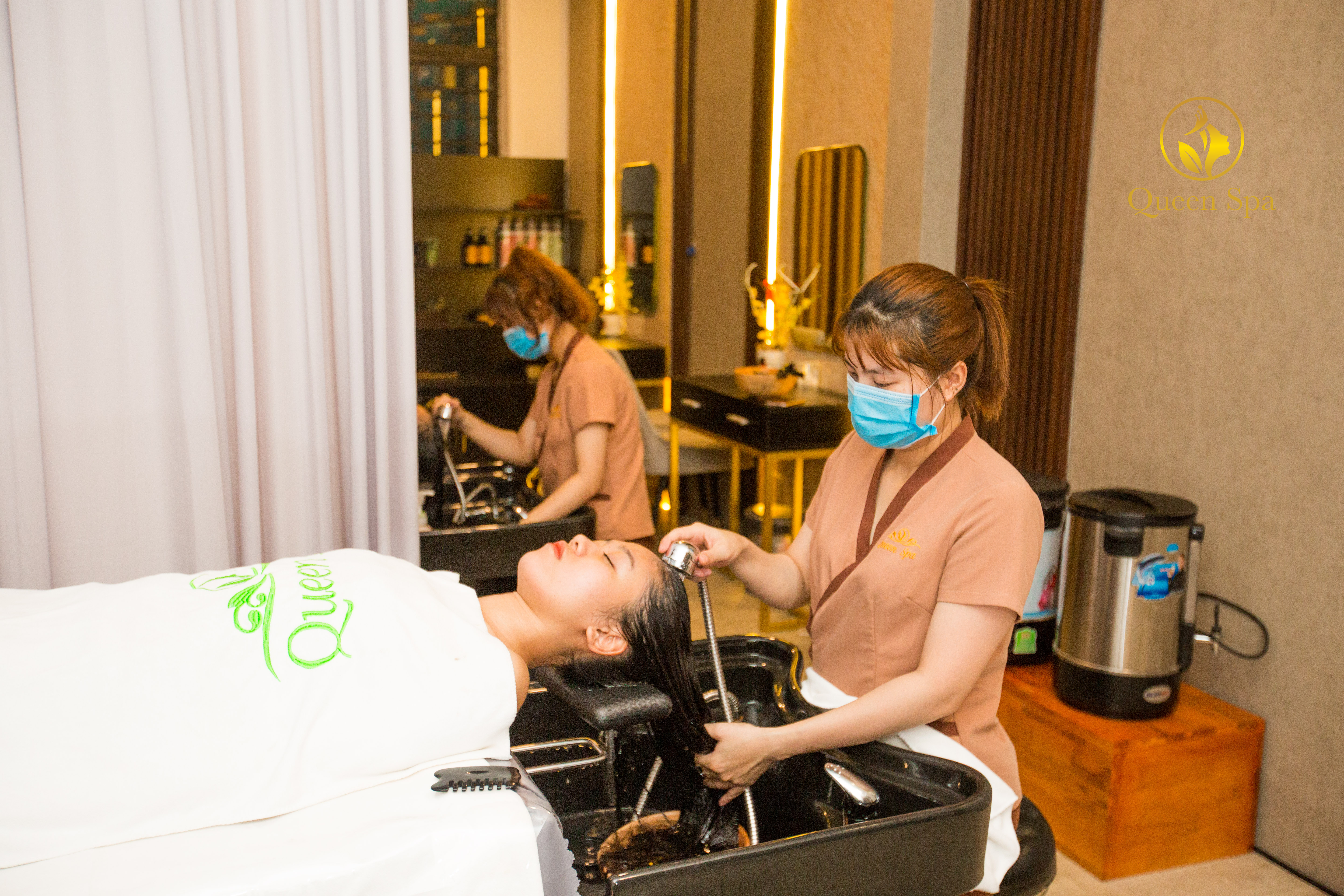 QUEEN SPA